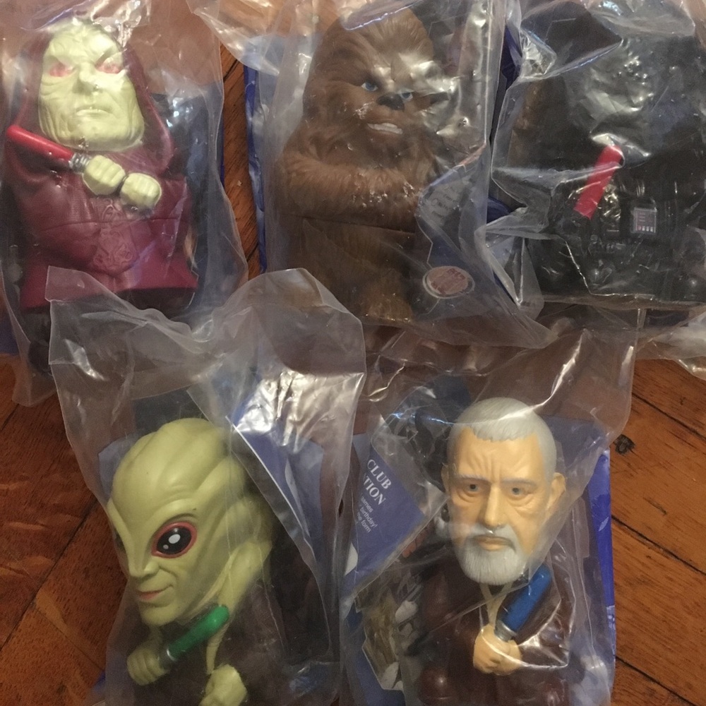 Lot of 7 2005 Burger King Star Wars Toys New